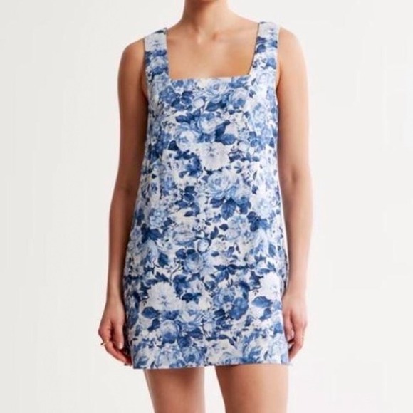 Abercrombie & Fitch Dresses & Skirts - Abercrombie & Fitch Women's Blue Floral Linen Wide Strap Mini Dress Sz LP Boho